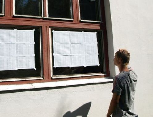 Forster şi după: 100 de ani de învăţământ de stat